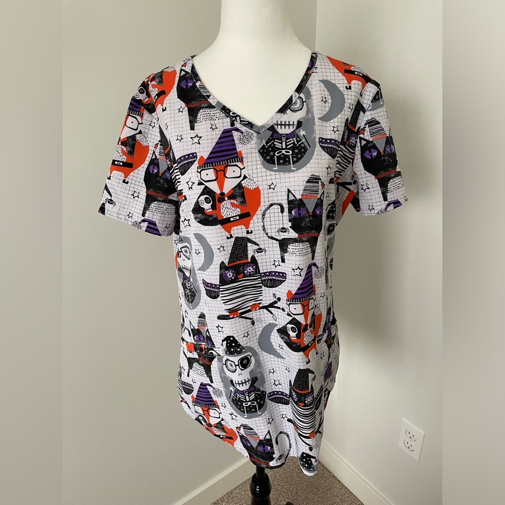 Cherokee Halloween Theme Scrub Top - Size Small - Grey/Purple/Orange - Picture 1 of 2